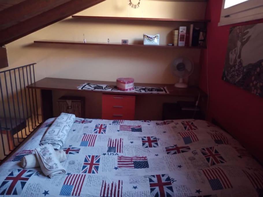 Mansarda Nel Cuore Di Bologna Exteriör bild